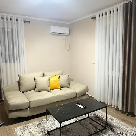 Apartment Garten Tirana