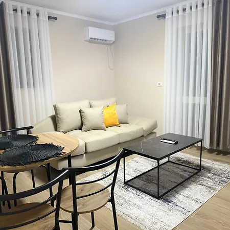 Apartment Garten Tirana